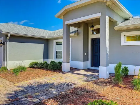 10247 Julia Isles Avenue Oxford FL 34484