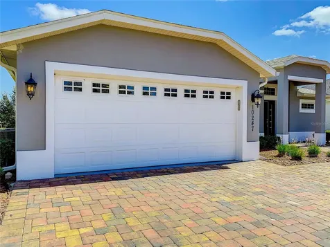 10247 Julia Isles Avenue Oxford FL 34484