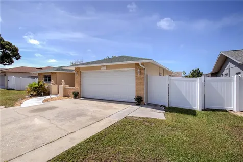 8905 Andros Lane Port Richey FL 34668