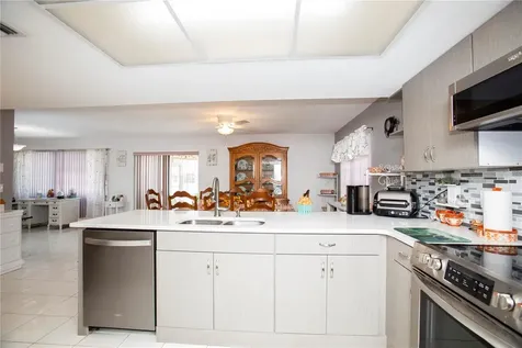 8905 Andros Lane Port Richey FL 34668
