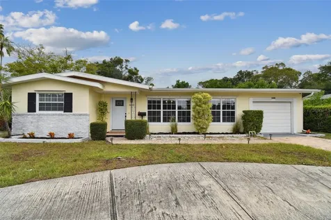 6621 Poinsettia Avenue S St Petersburg FL 33707