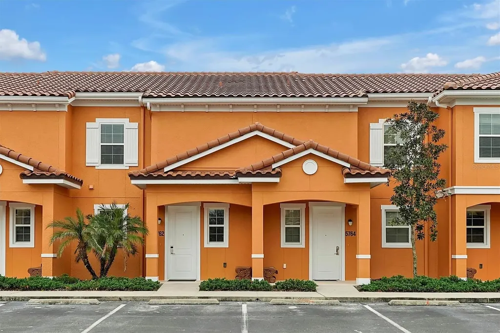 5762 Lesabre Drive Kissimmee FL 34746