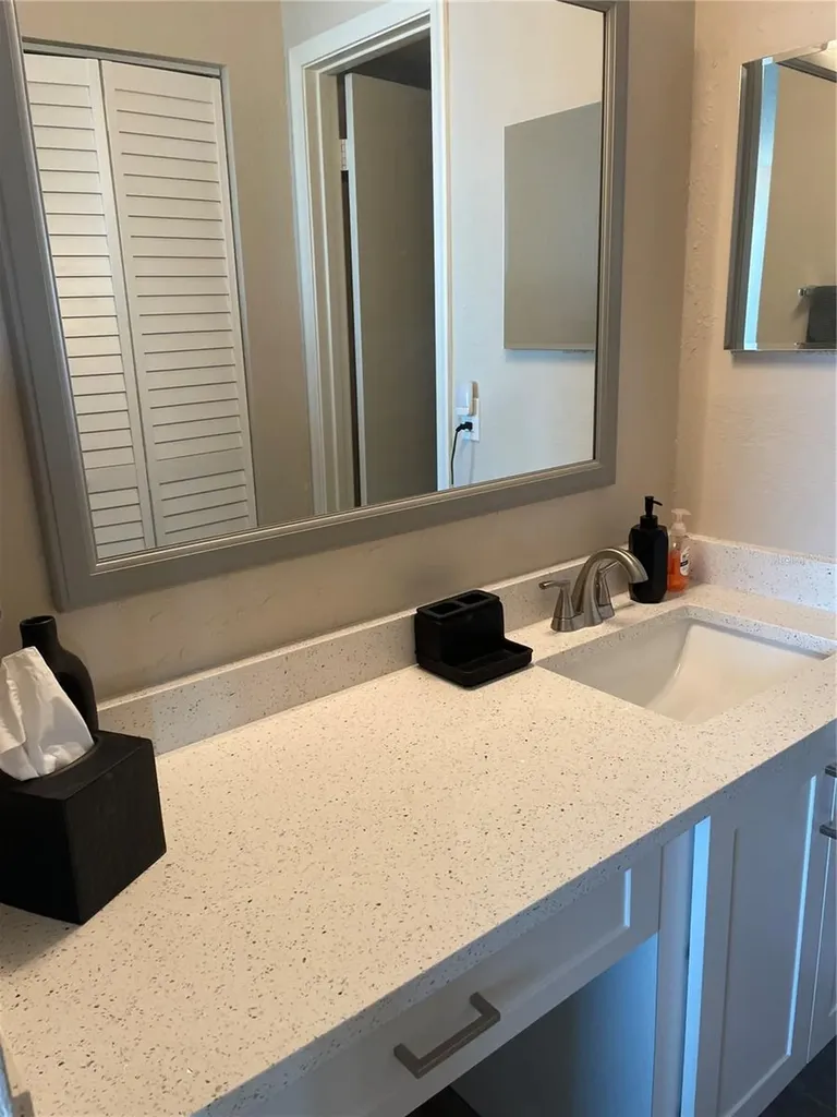 6211 Sun Boulevard St Petersburg FL 33715