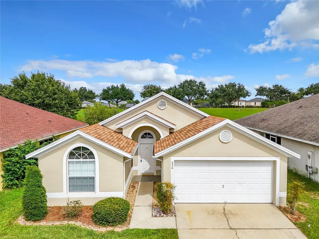 256 Somerset Drive Davenport FL 33897