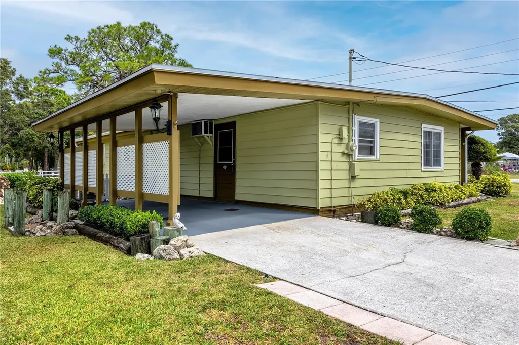 8990 60th Street N Pinellas Park FL 33782