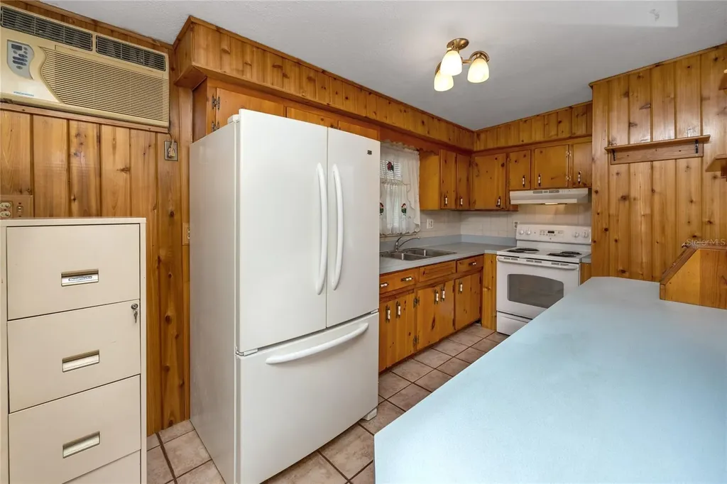 8990 60th Street N Pinellas Park FL 33782
