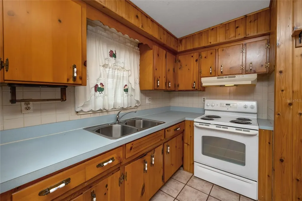 8990 60th Street N Pinellas Park FL 33782