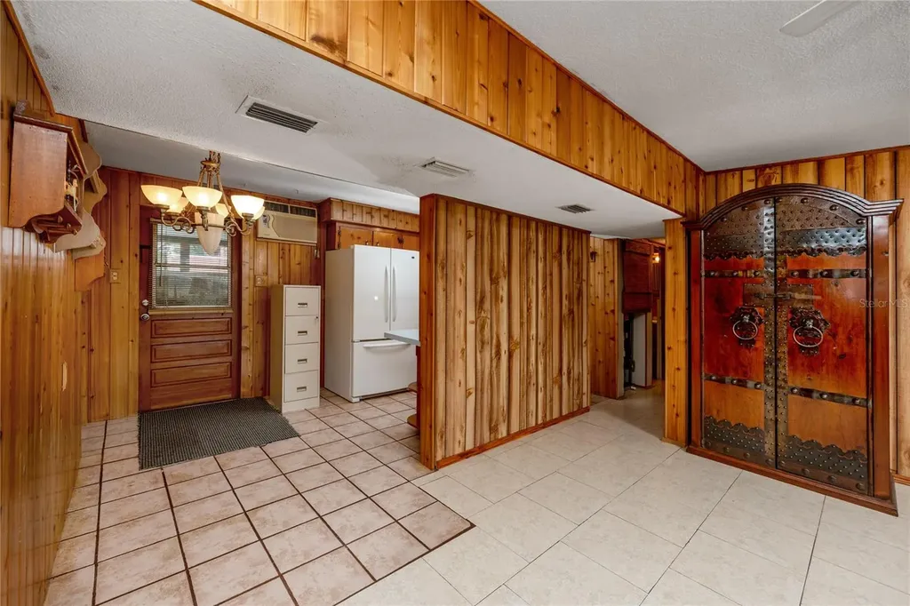 8990 60th Street N Pinellas Park FL 33782