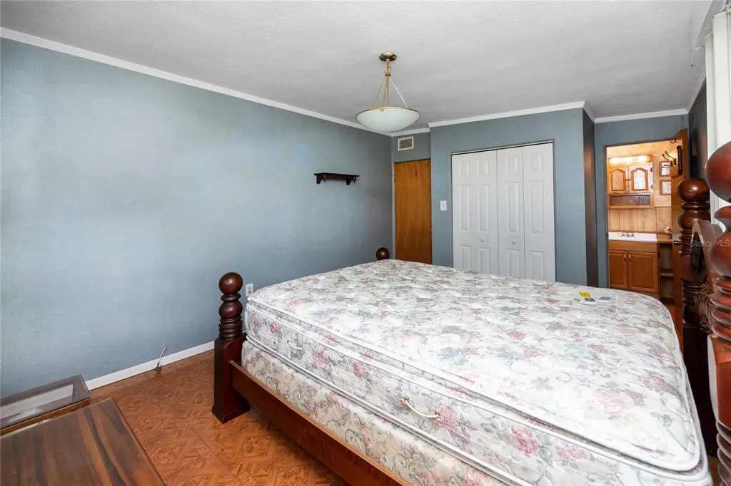 8990 60th Street N Pinellas Park FL 33782