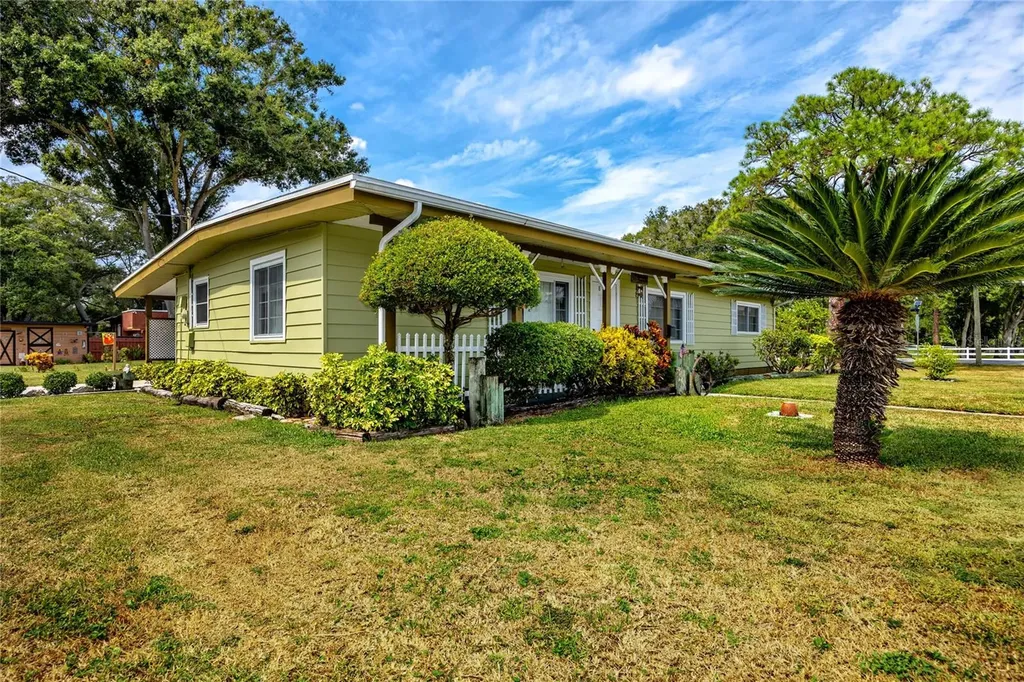 8990 60th Street N Pinellas Park FL 33782