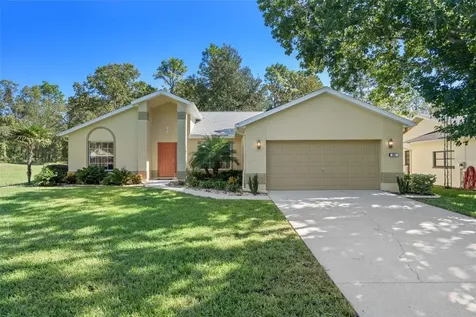 90 Oak Village Boulevard Homosassa FL 34446