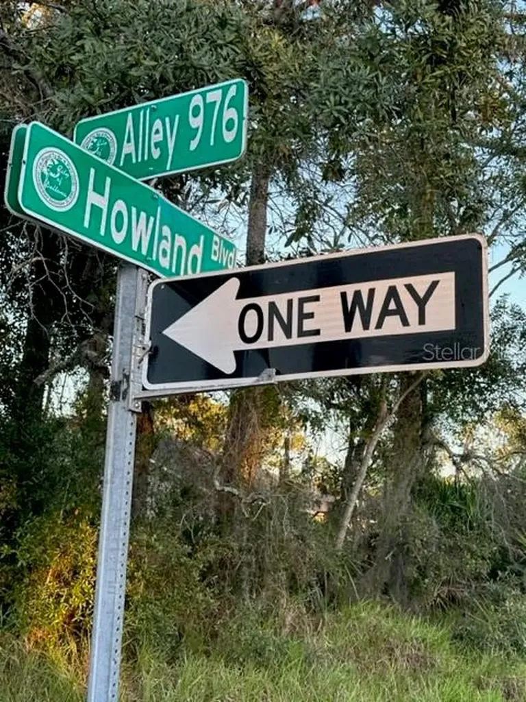 1407 Courtland Boulevard Deltona FL 32738