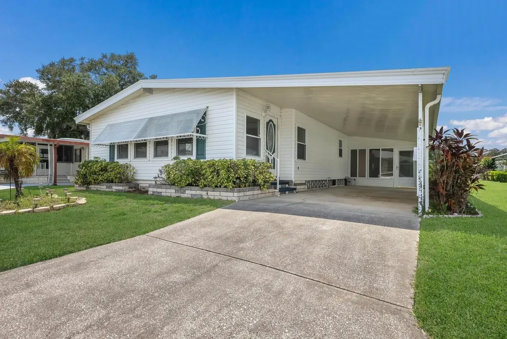 1527 46th Avenue E Ellenton FL 34222