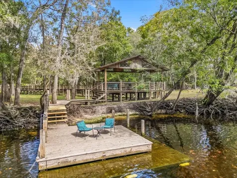 28446 29th Loop Branford FL 32008