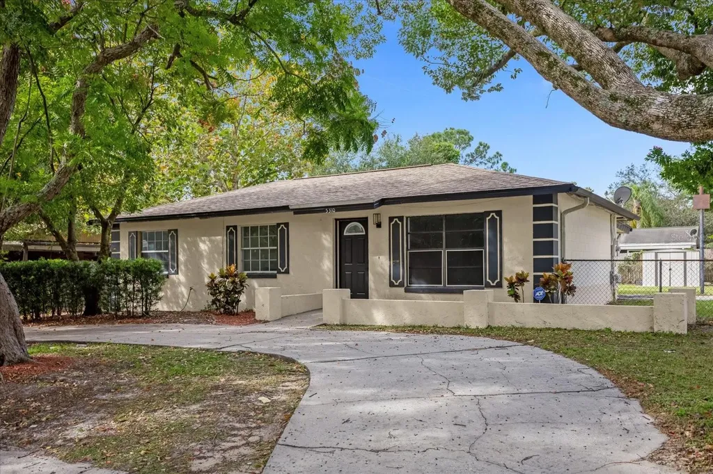 5310 Green Velvet Court Orlando FL 32808