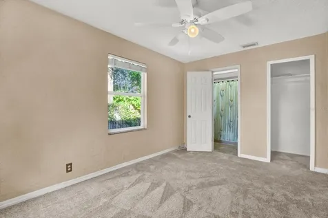 4407 44th Avenue N St Petersburg FL 33714