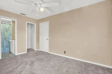 4407 44th Avenue N St Petersburg FL 33714