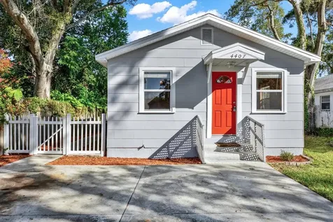 4407 44th Avenue N St Petersburg FL 33714