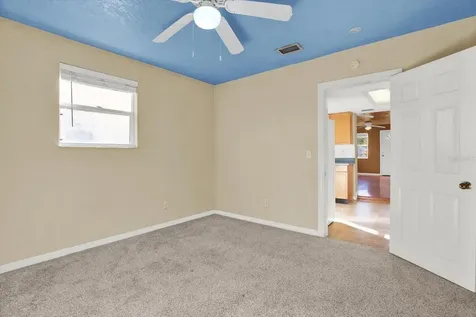 4407 44th Avenue N St Petersburg FL 33714