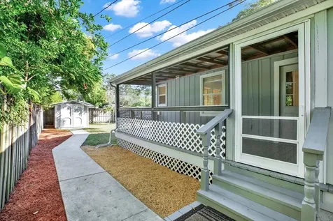 4407 44th Avenue N St Petersburg FL 33714