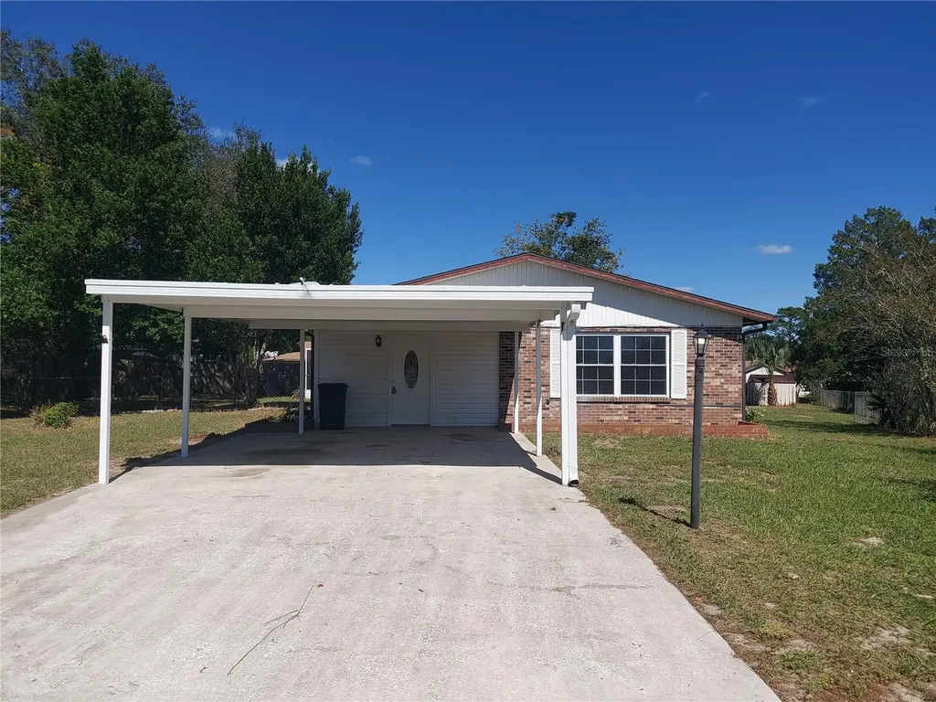 8 Spring Pass Drive Ocala FL 34472