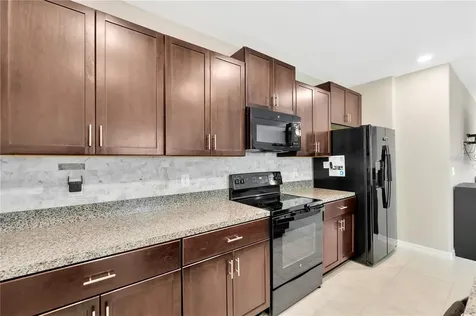 10208 Summer Kiss Avenue Riverview FL 33578