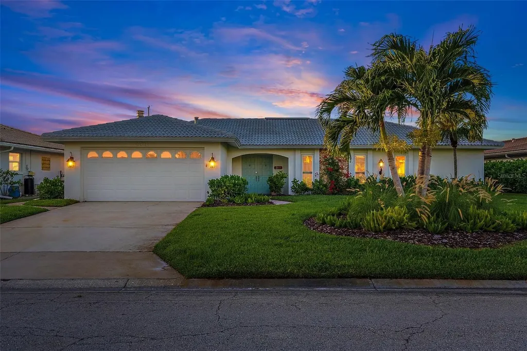 2011 Michigan Avenue NE St Petersburg FL 33703