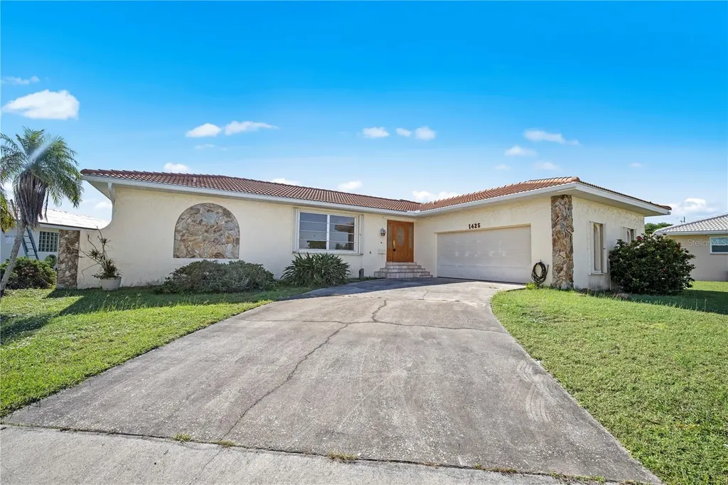 1425 San Carlo Lane Punta Gorda FL 33950