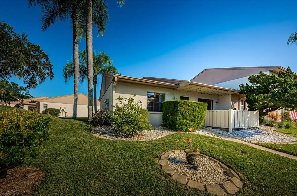 180 Ingrid Place Oldsmar FL 34677