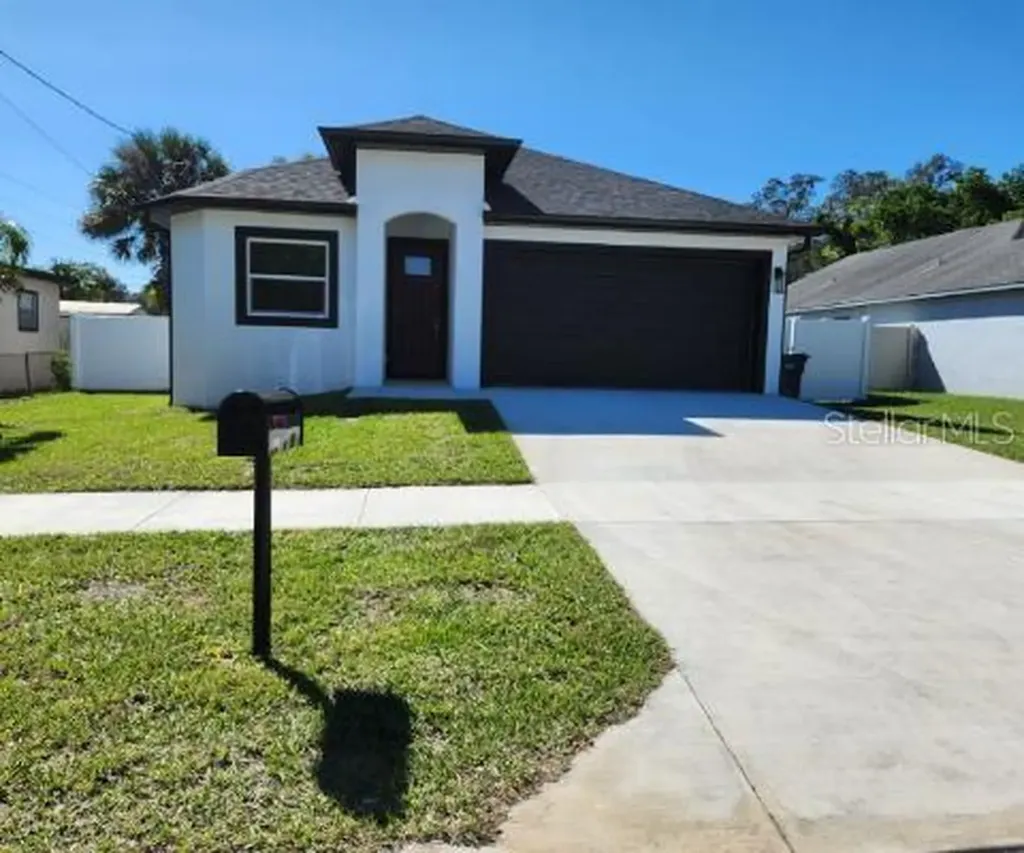 3615 E Caracas Street Tampa FL 33610