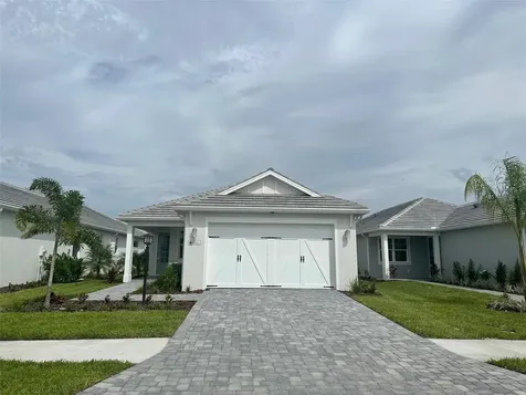8112 Sternway Road Sarasota FL 34240