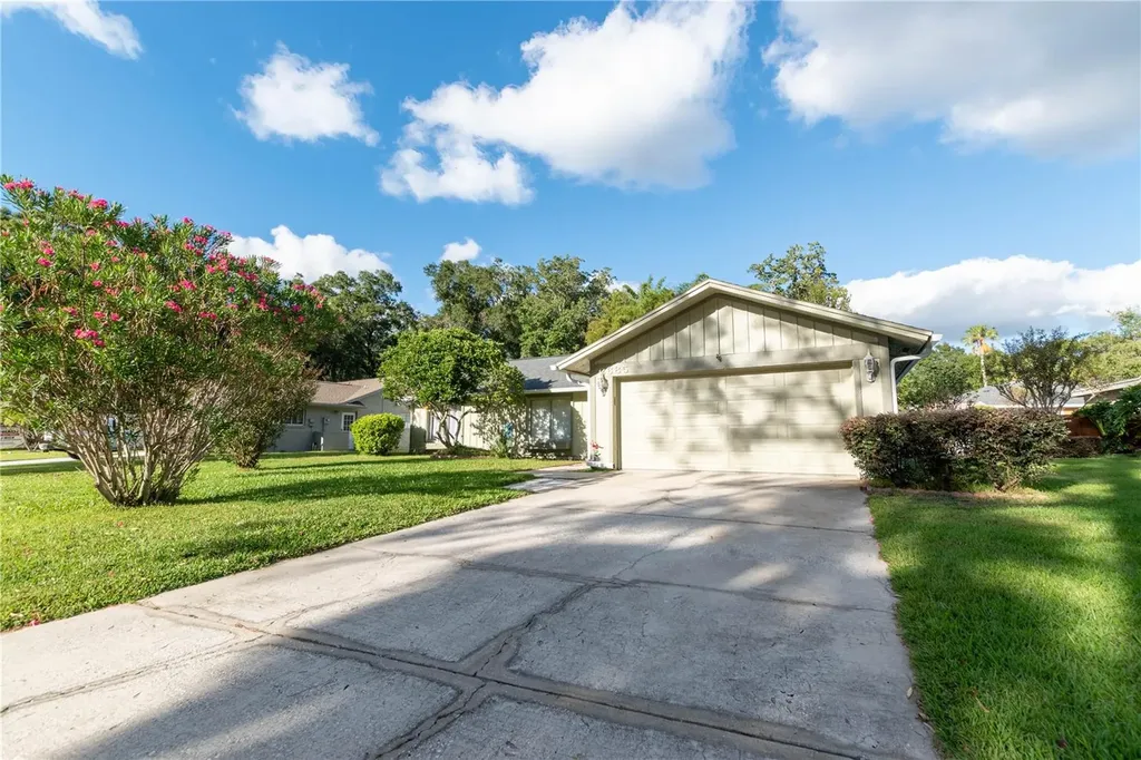 2685 Woodhall Terrace Palm Harbor FL 34685