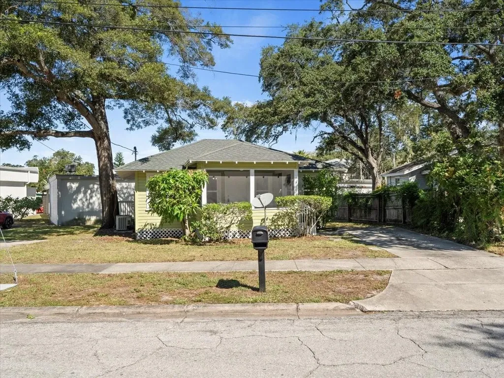 1160 Grove Street Clearwater FL 33755