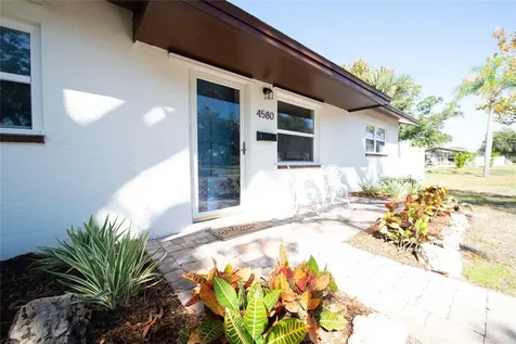 4580 5th Street N St Petersburg FL 33703