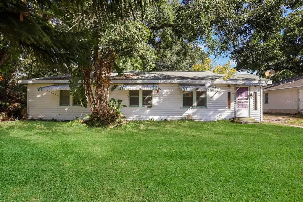 1319 31st Avenue E Bradenton FL 34208