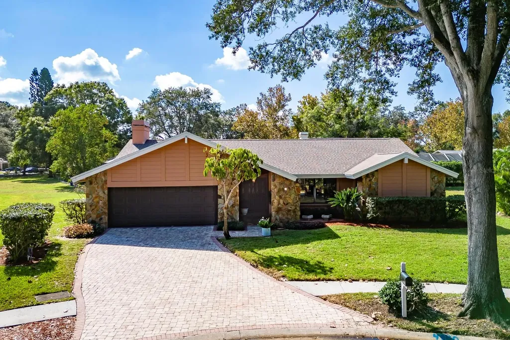 3376 Landing Court Palm Harbor FL 34684