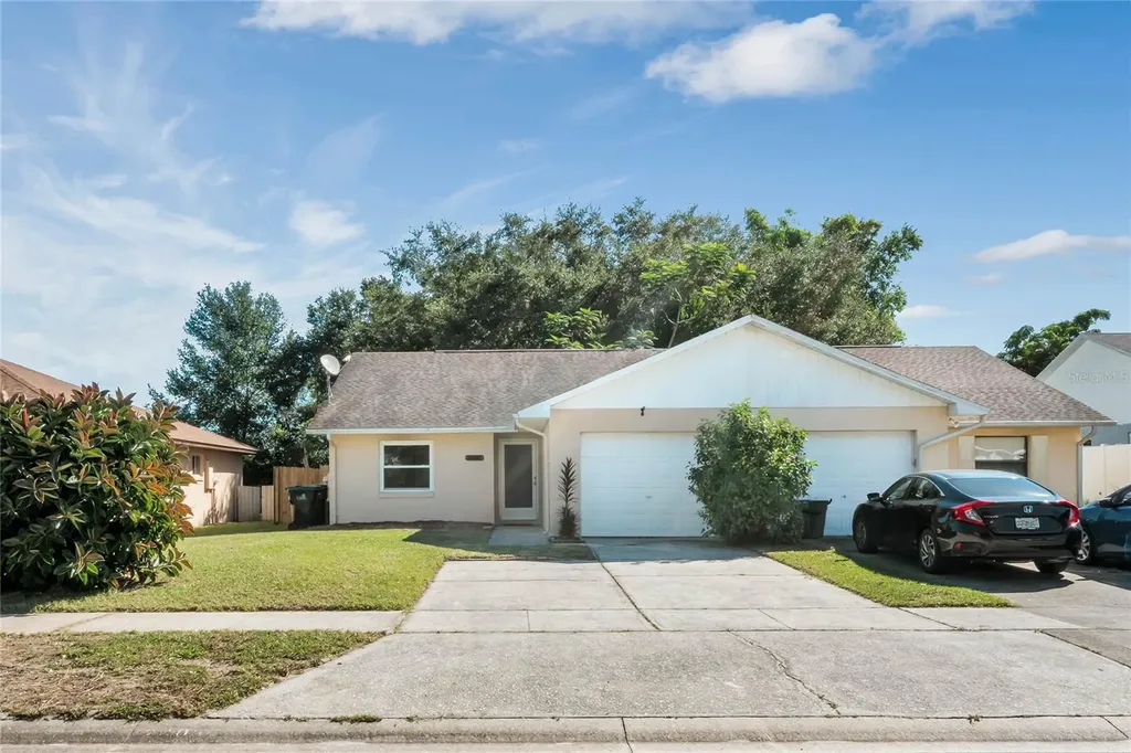 2403 Pear Tree Court Orlando FL 32807