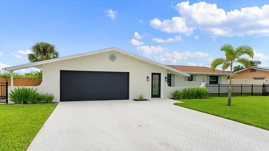 131 Anchor Drive Ponce Inlet FL 32127