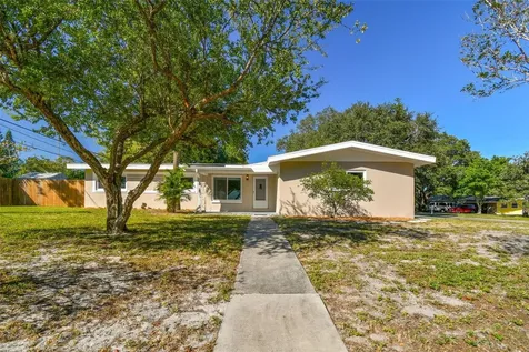 1270 Woodlawn Street Clearwater FL 33756