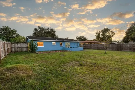 5261 27th Avenue N St Petersburg FL 33710
