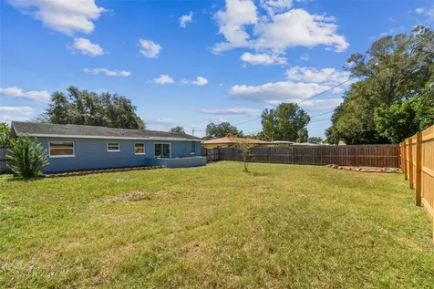 5261 27th Avenue N St Petersburg FL 33710