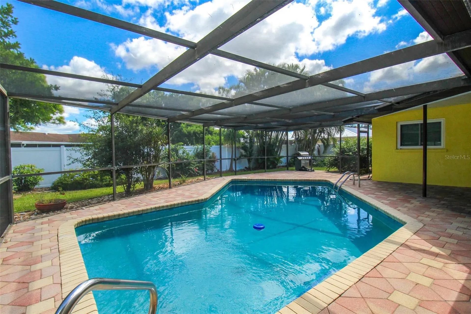 2807 67th Street W Bradenton FL 34209