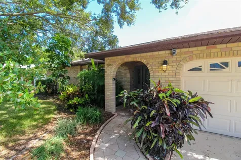 2807 67th Street W Bradenton FL 34209