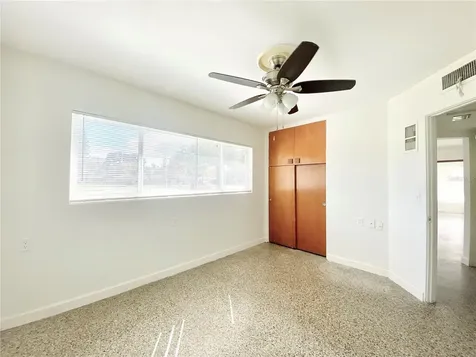 2401 W Oak Street Kissimmee FL 34741