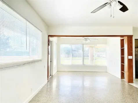 2401 W Oak Street Kissimmee FL 34741