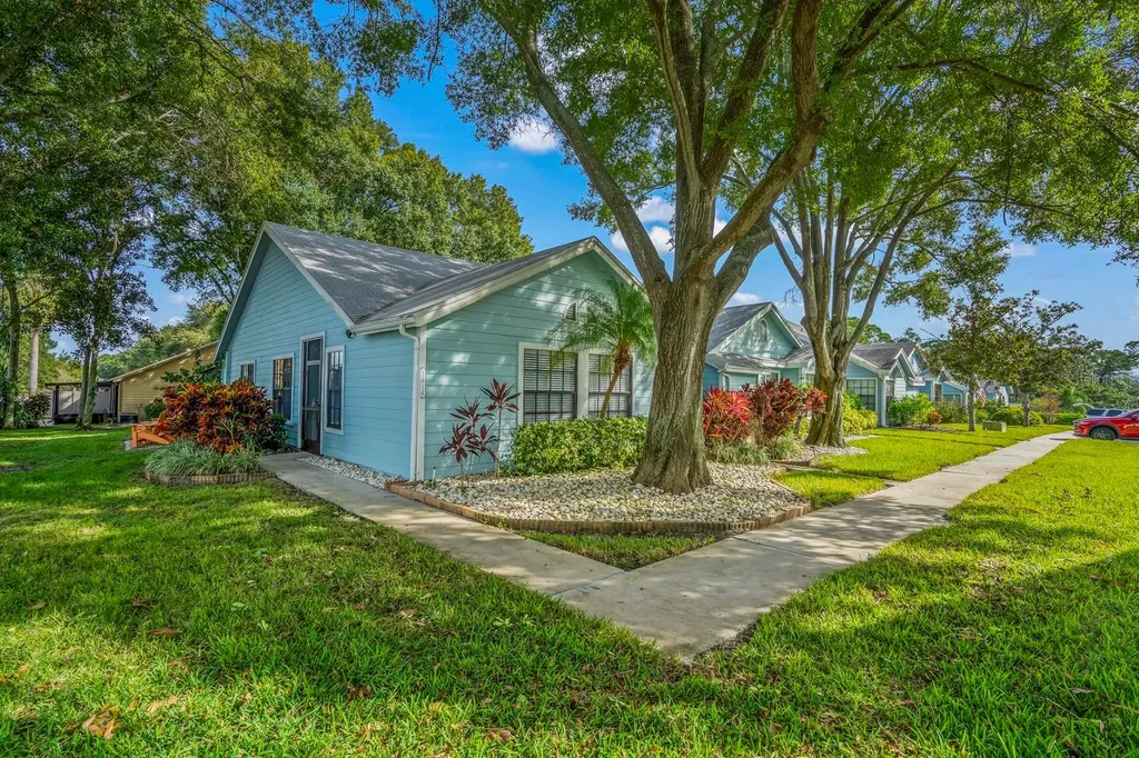 2514 Bentley Drive Palm Harbor FL 34684