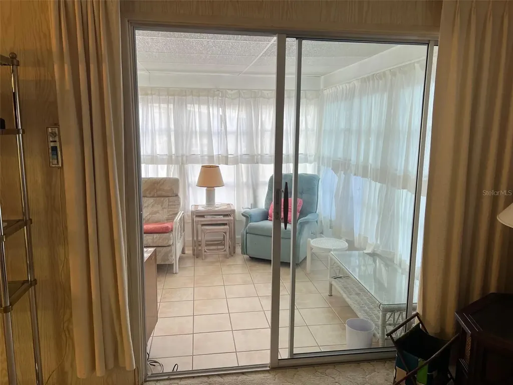 201 Royal Palm Circle Largo FL 33778