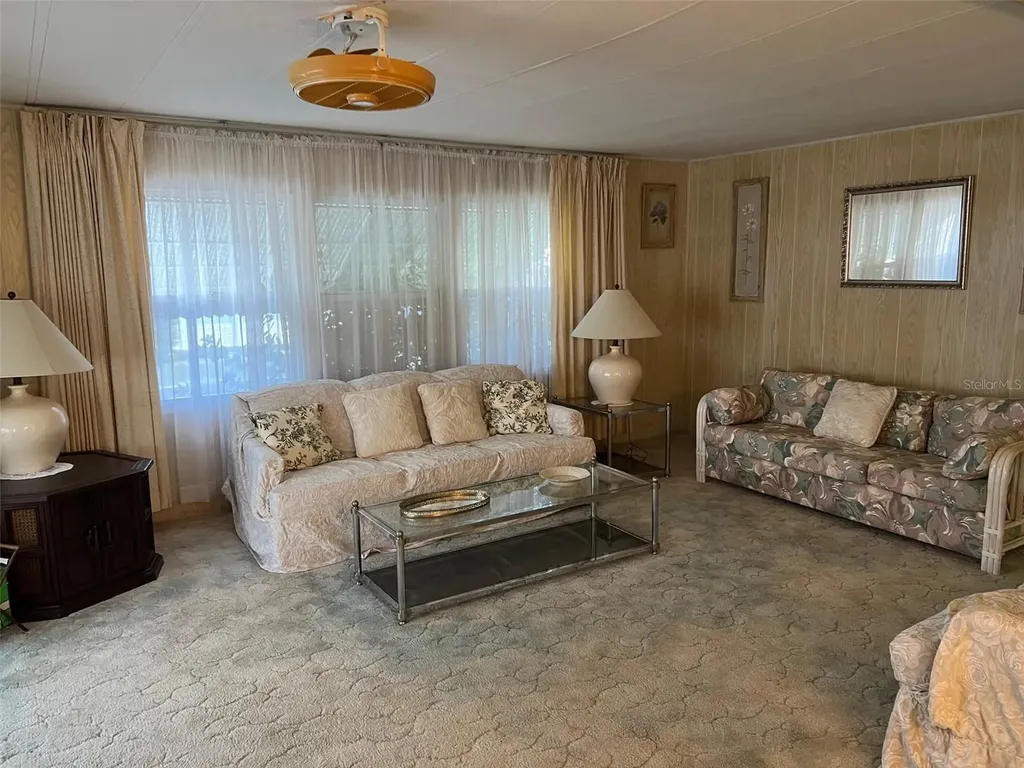201 Royal Palm Circle Largo FL 33778