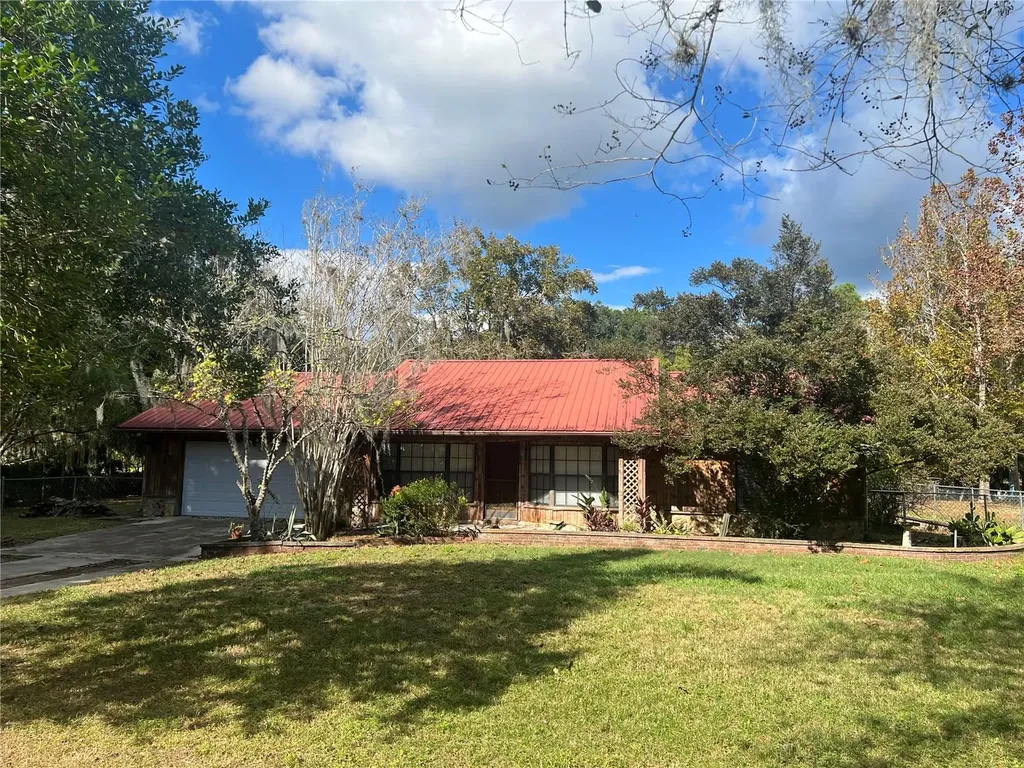 10767 SE 110th Street Road Belleview FL 34420