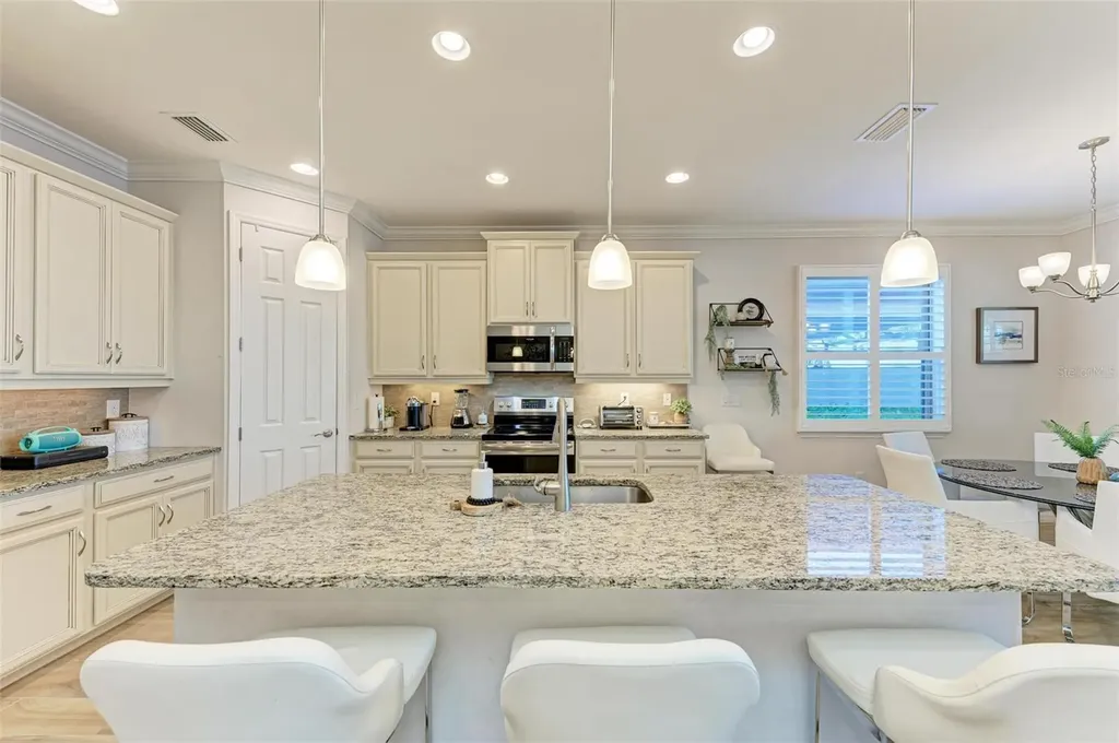 228 Maraviya Boulevard Nokomis FL 34275